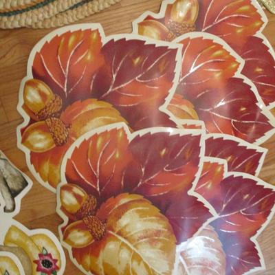 Vintage Place-Mats Fall Easter Gold