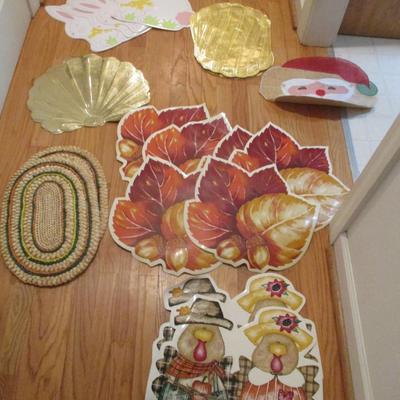 Vintage Place-Mats Fall Easter Gold