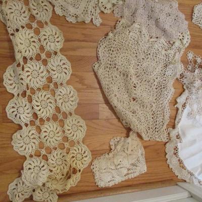 Handmade Doilies Tablecloths