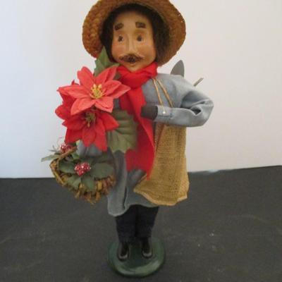 Byers' The Carolers Gardener Man