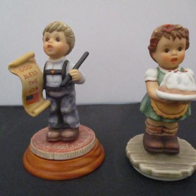 Vintage Goebel Hummel God Bless The USA & Make A Wish
