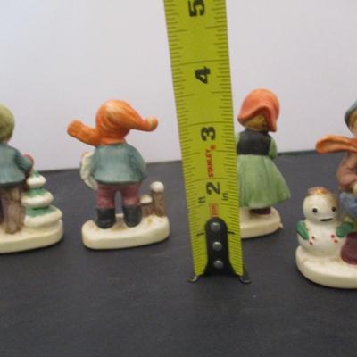 NAPCOWARE Christmas Figurines