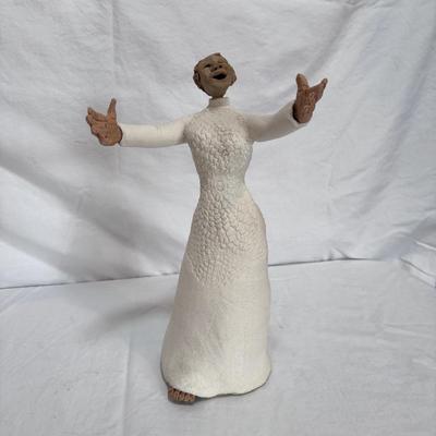 Sculpture by Kirsten Engstrom (LR-DZ)