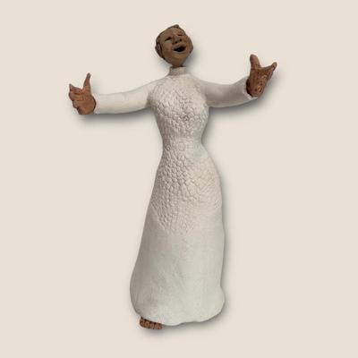 Sculpture by Kirsten Engstrom (LR-DZ)