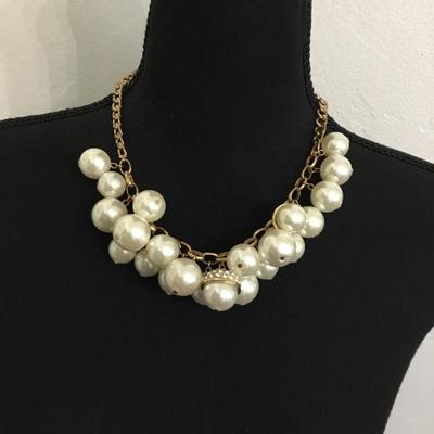 Gorgeous Large, chunky statement necklace