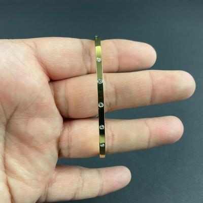 -45- MICHAEL KORS | Gold Tone Bangle | Marked