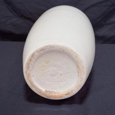 Beautiful Porcelain Vase (LR-DZ)