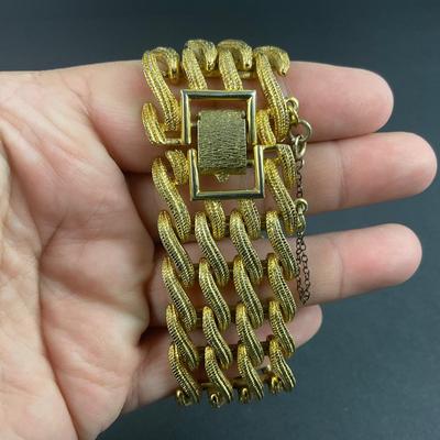 -65- MONET | Brushed Gold Tone Basket Weave Link Bracelet | Marked