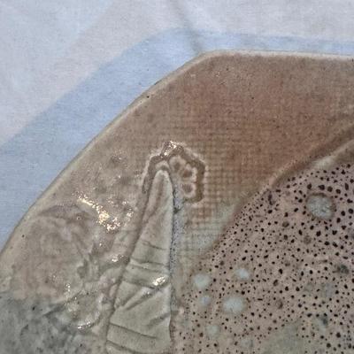 Hanaka Handcrafted Pottery Plates (LR-DZ)