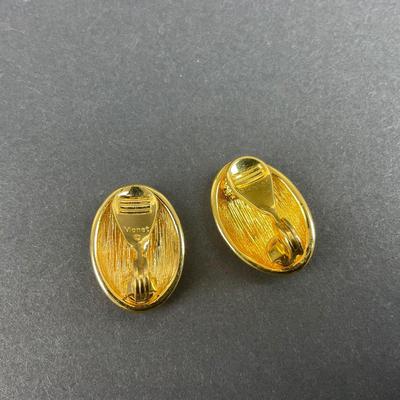 -74- MONET | Gold Tone Clip Earrings | Marked