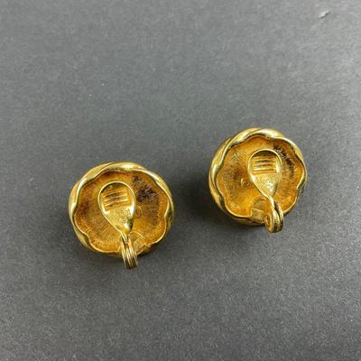 -74- MONET | Gold Tone Clip Earrings | Marked