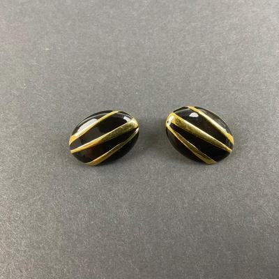 -74- MONET | Gold Tone Clip Earrings | Marked