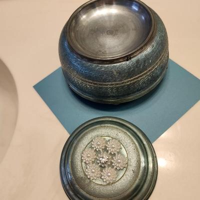 Teal Metallic Powder Puff Music Box