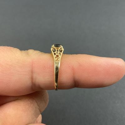 -82- GOLD | 10K PFO Ring With Brown Stone | Marked