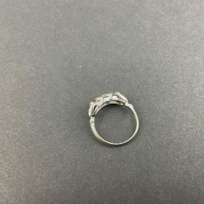 -84- GOLD | 18K White Gold & Diamond Ring | Marked