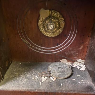 Brewster Ingraham,? Onion top 4 column Clock