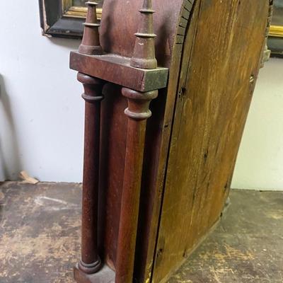 Brewster Ingraham,? Onion top 4 column Clock