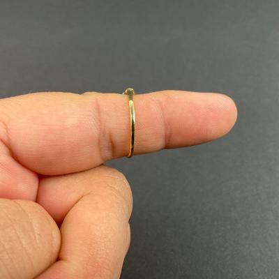 -87- GOLD | 10K Yellow Gold & Black Onyx Oval Ring WIth Diamond