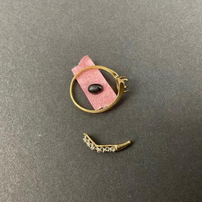 -89- GOLD | 10K Gold Ring With Stone & 14K Gold Broken Piece