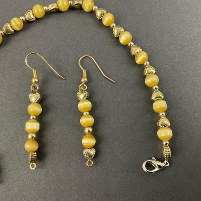 -91- JEWELRY | Gold Tone Beaded Earrings & Bracelet
