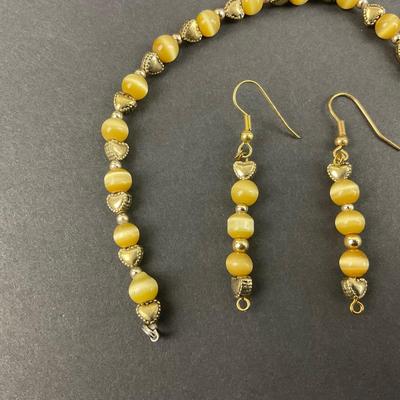 -91- JEWELRY | Gold Tone Beaded Earrings & Bracelet