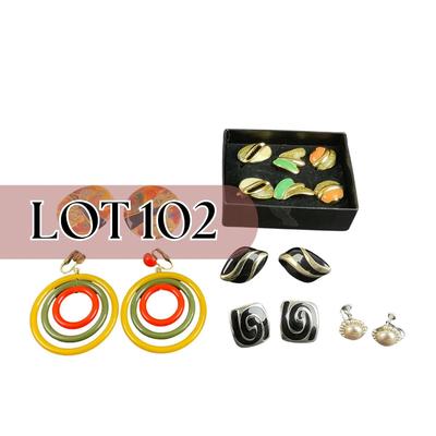 -102- COSTUME JEWELRY | Miscellaneous Assortment Of Clip Earrings