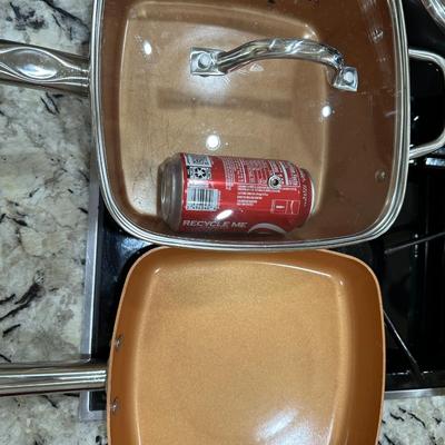 Kitchen Lot -3 - Copper Chef - 2 Square pans