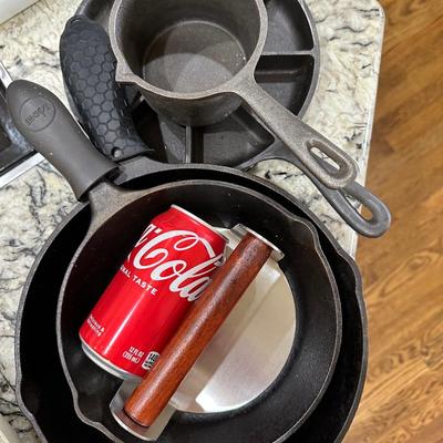 Kitchen Lot -6 - Lodge Cast Iron Pans