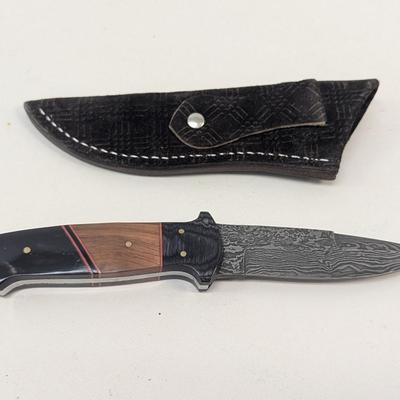 Fixed Blade Hunting Knife With Sheath