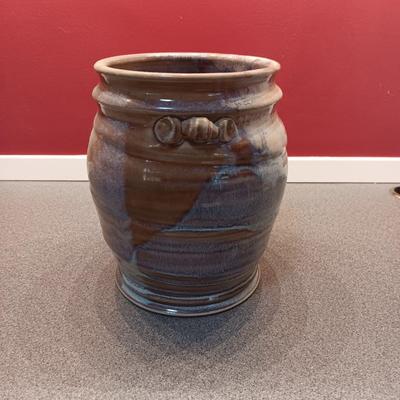 CLAY VASE AND CONTAINER
