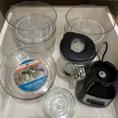 Kitchen 18 - Inter Design 'stacking Turntable swivel organizers + Oster Blender