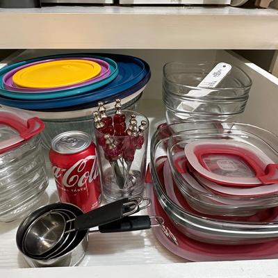 Kitchen lot 20 - Glass Pyrex