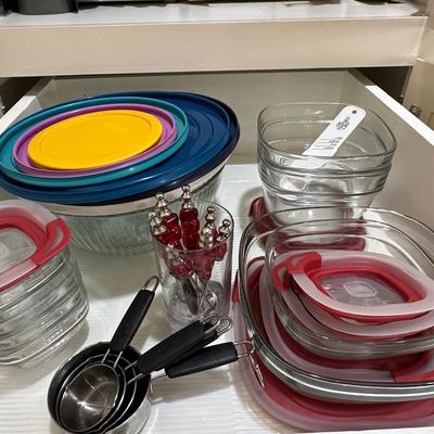 Kitchen lot 20 - Glass Pyrex