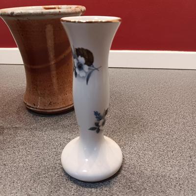 LORD NELSON POTTERY BUD VASE, KALICH TEAPOT AND CLAY VASE