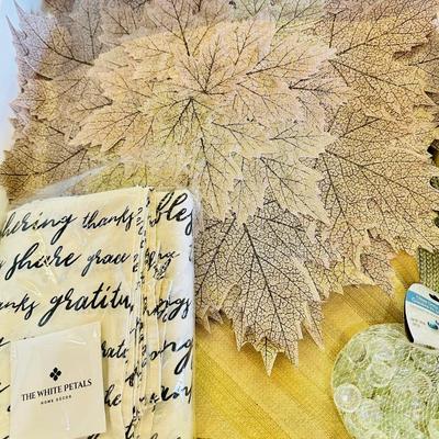 Breakfast Room #1 - Drawer of Linens w/ leaves