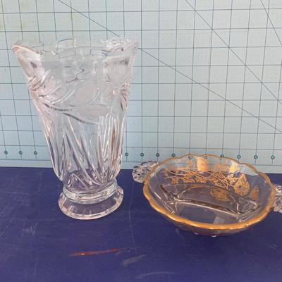 Vase and dish