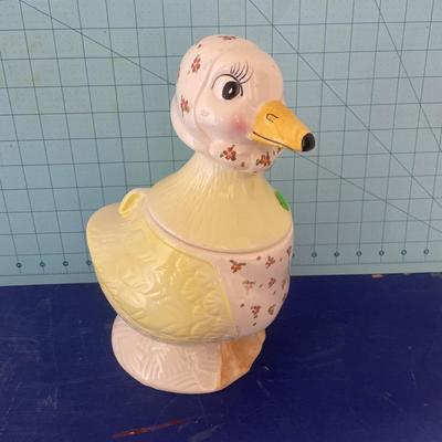 Duck cookie jar