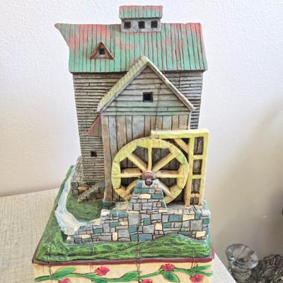 Jim Shore Mill decor