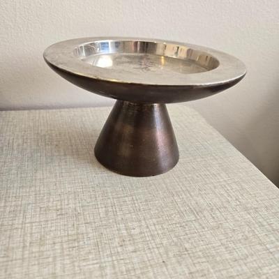Metal stand