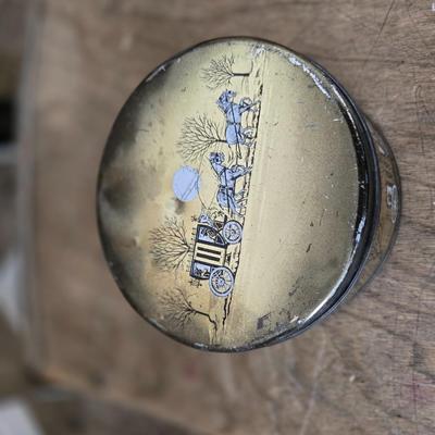 Vintage tin