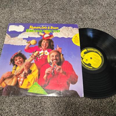 Sharon, Lois, Bram Smorgasbord