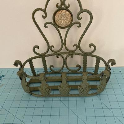 Metal planter