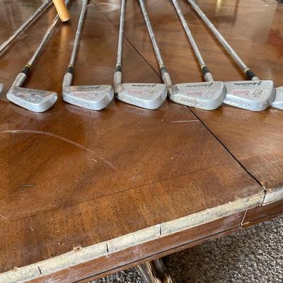 Kroydette golf clubs