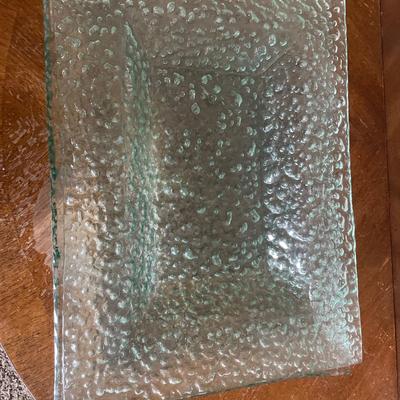 2 glass platters