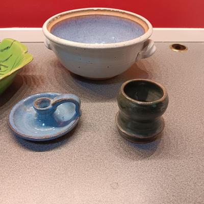 SIGNED CLAY SERVING PIECES