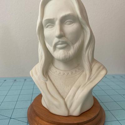 Christ statues