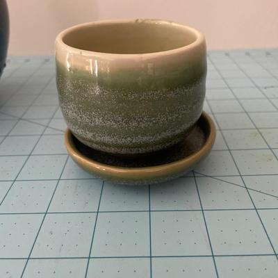 Set of pottery
