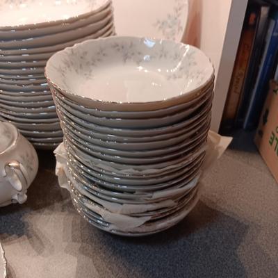 MIKASA FINE CHINA 12 PLACE SETTING
