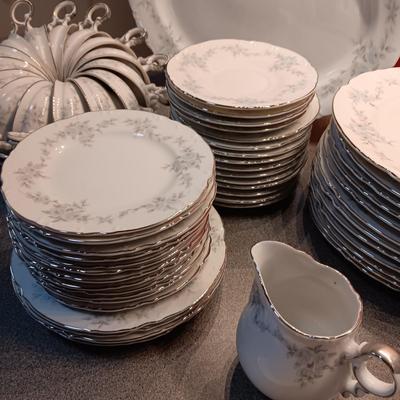 MIKASA FINE CHINA 12 PLACE SETTING