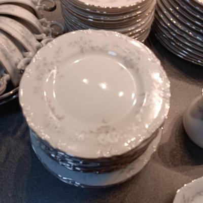 MIKASA FINE CHINA 12 PLACE SETTING
